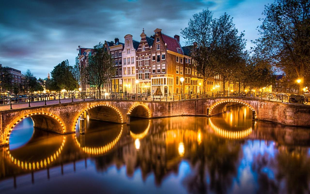 Bed & Breakfast Jo Amsterdam Diemen Bagian luar foto